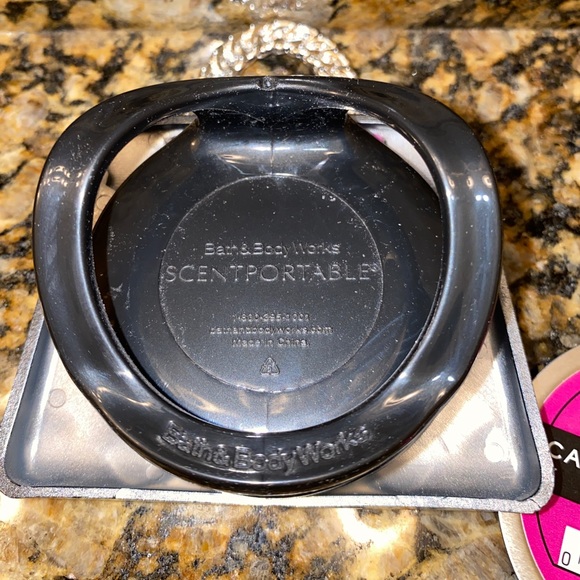 Bath & Body Works CUTE Purse Car Fragrance Holder & Raspberry Tangerine Refills - Picture 4 of 5